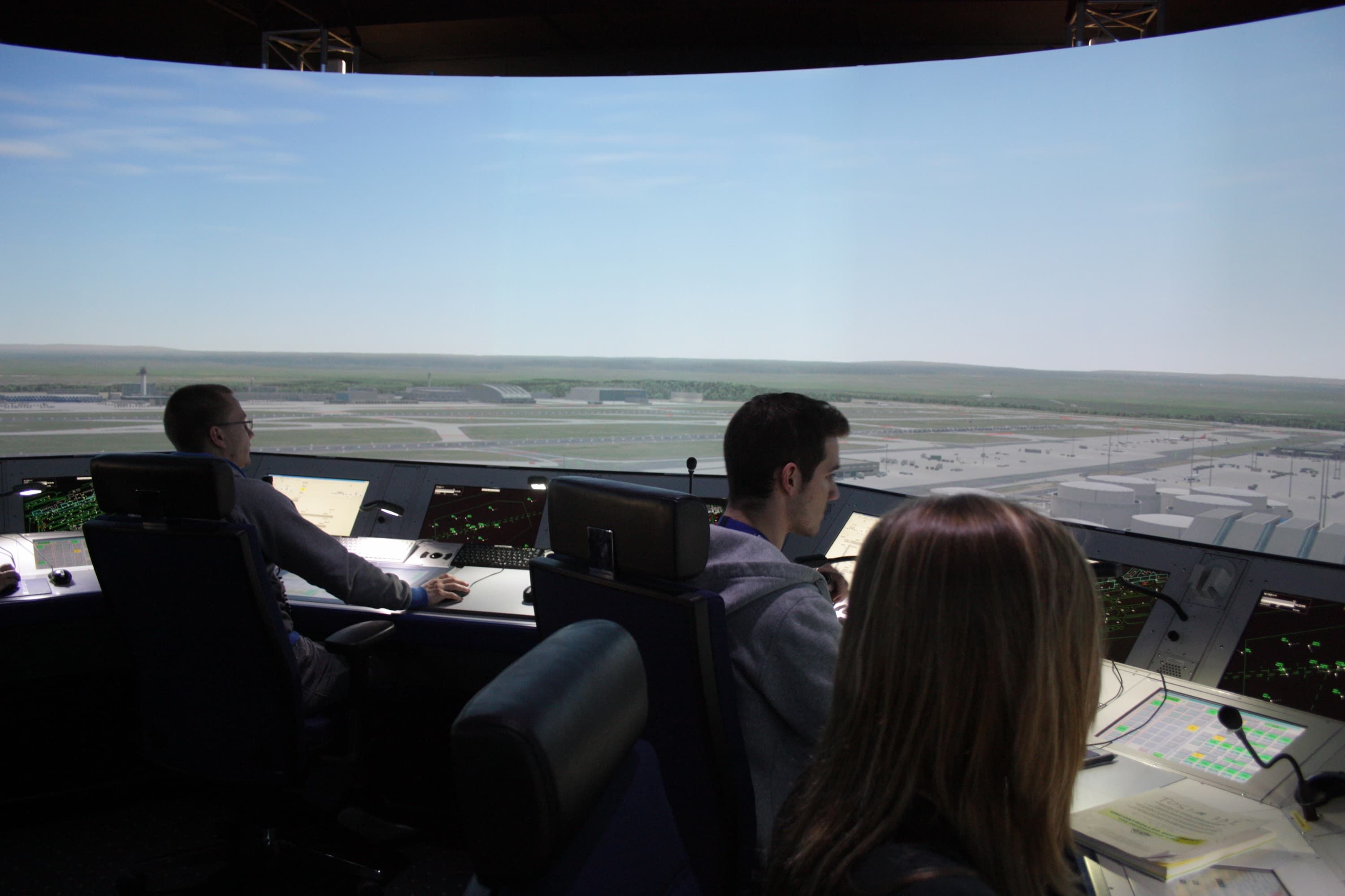 DFS Deutsche Flugsicherung – ATM Tower Simulator